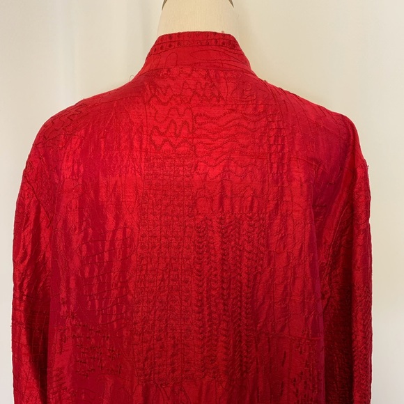 Chico’s Red Silk Embroidered Jacket Size 1 (S/M) - Picture 7 of 8